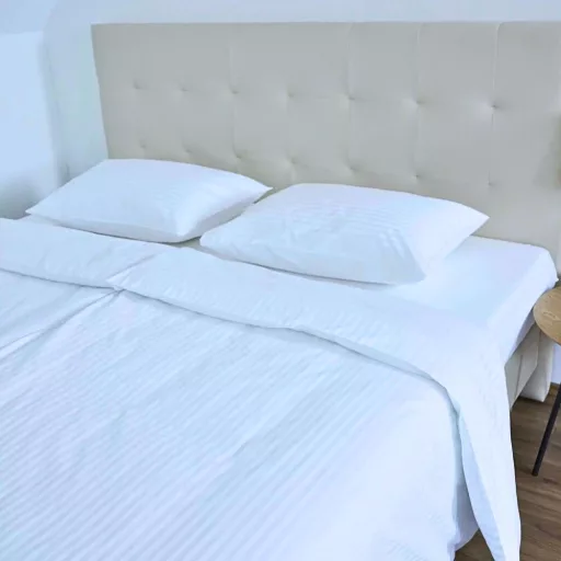 Set damasc 100% bumbac cu husă 140 x 220