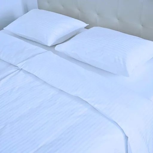 Set damasc 100% bumbac cu husă 140 x 220