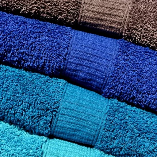 Frottír sötétkék törölköző 30 x 50 méretben