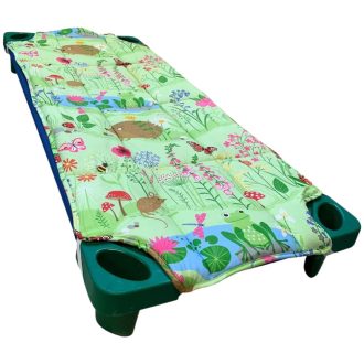   Óvodai fektetőre steppelt töltött lepedő - mezei rét sünikkel