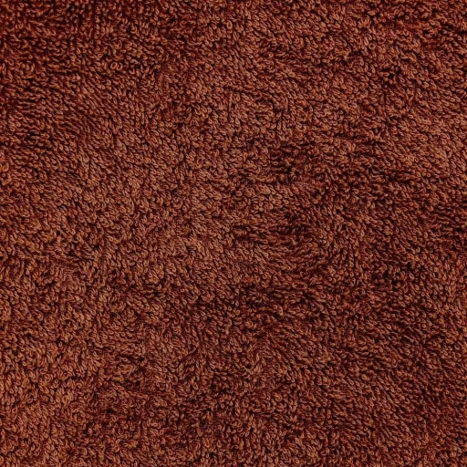 Frottír sötétbarna törölköző 70 x 130 méretben